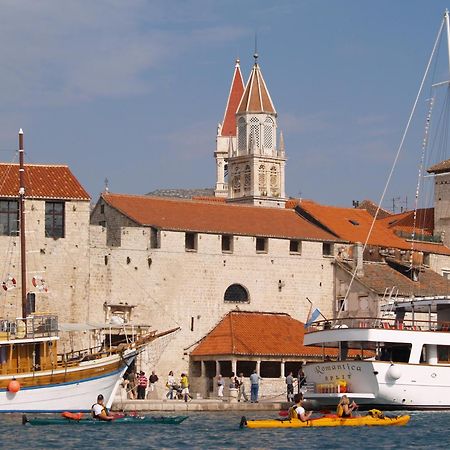 Blue View Apartments Trogir Bagian luar foto