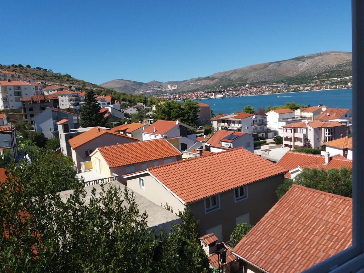 Blue View Apartments Trogir Bagian luar foto